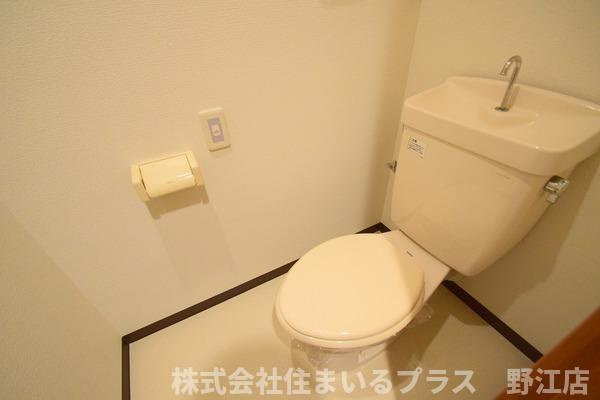 アルバＴのトイレ
