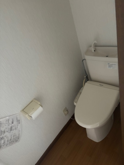 シティパレスA棟のトイレ|102号室のお写真になります