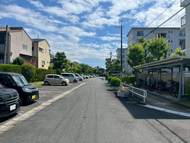 富田団地71号棟の周辺