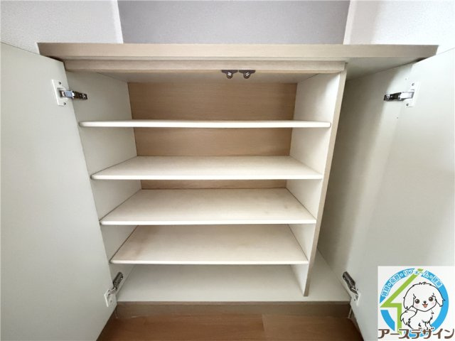 サンビレッジ吉川D棟の収納