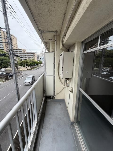 【バルコニー】