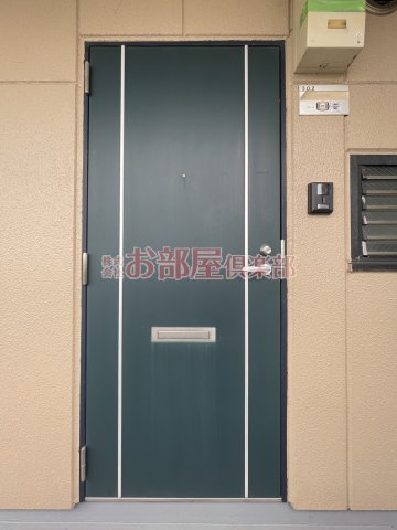 セカンドキャビンの玄関|毎日通る玄関はこちらです