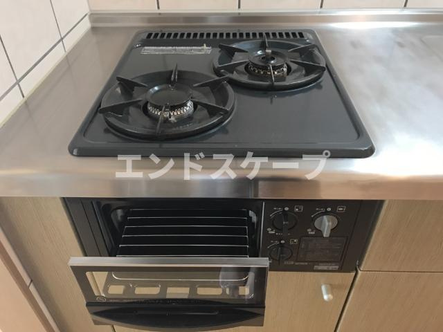 ポンテ　アルトのキッチン|グリル付コンロ
高崎、前橋のお部屋探しはエンドスケープまで！お客様の理想お聞かせ下さい♪