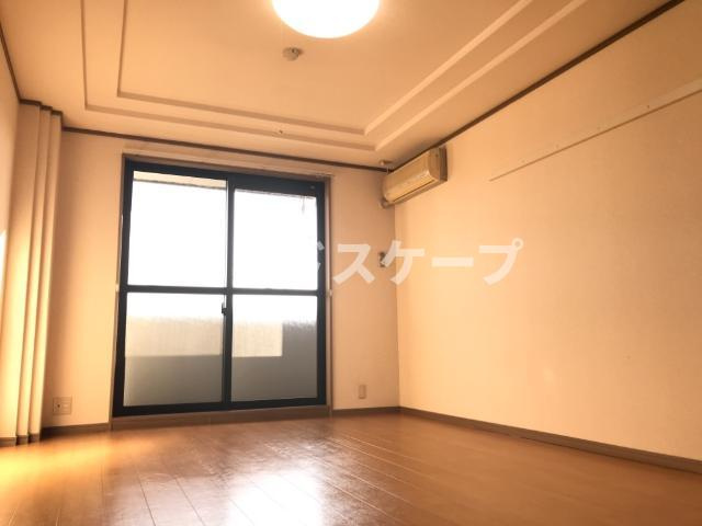 ポンテ　アルトの居間・リビング|洋室
高崎、前橋のお部屋探しはエンドスケープまで！お客様の理想お聞かせ下さい♪