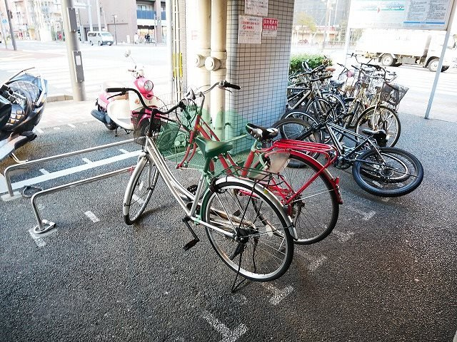 アーバンーパーク天神東の駐車場
