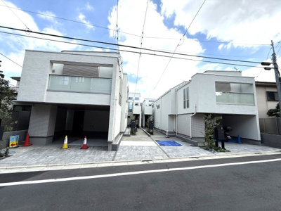 【外観】 | 【仲介手数料２９０万円が無料！】■プレミアムデザイナーズハウス■豪徳寺駅１４分■上町駅５分 | 決算特別キャンペーン！
家計応援サービスの限界に挑戦中！
「物件概要」の「諸費用」欄をご覧下さい！
■豪徳寺１４分
■上町５分
■ホテルのようなプレミアム仕様
■リビング天井が吹抜け
■内覧可能