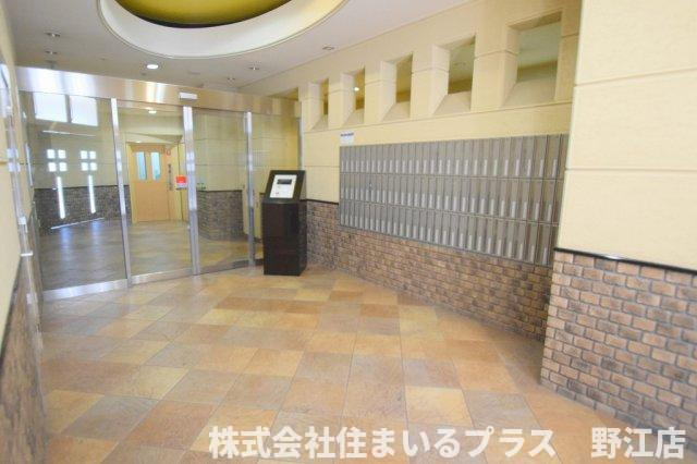 ロジェ今福鶴見のロビー