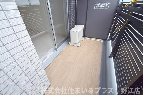 スワンズシティ大阪城コスタのバルコニー