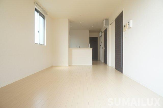 熊本市中央区新大江２丁目のアパートの居間・リビング