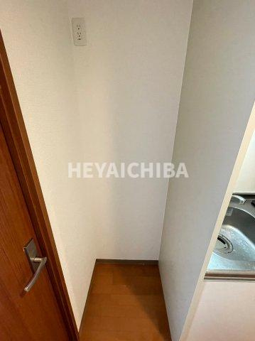 razveil入谷のキッチン|冷蔵庫置場