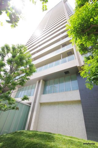 レジデンス梅田ローレルタワー　仲介手数料無料の外観