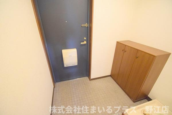 ソフィアコートの玄関