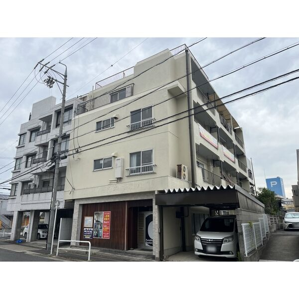 カリテプリの外観