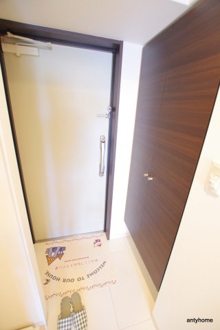 プライマル大阪天満宮　仲介手数料無料の玄関