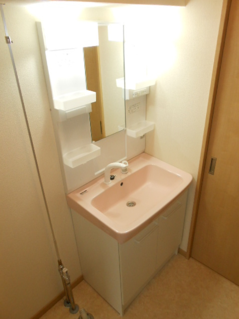 豊川ビレッジの独立洗面台