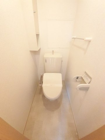 Ｔ’ｓ　ヴィラのトイレ|コンパクトで使いやすいトイレです