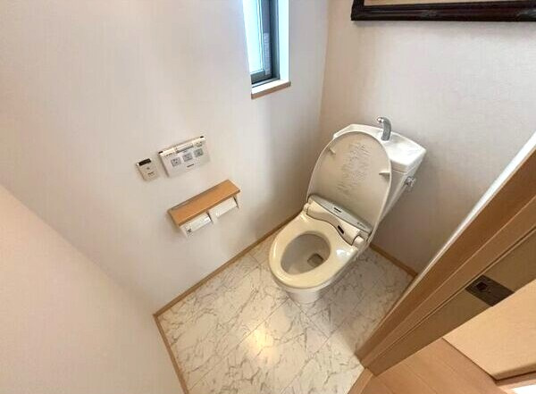 レントハウス社台のトイレ