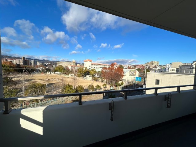 豊中市向丘２丁目の賃貸マンションの展望