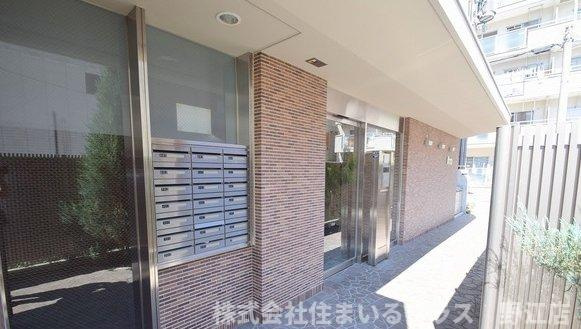 ＩＫカーサのエントランス