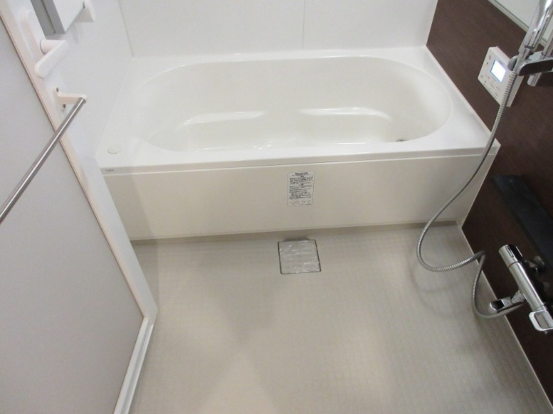 吹田市千里山竹園１丁目の賃貸マンションの浴室