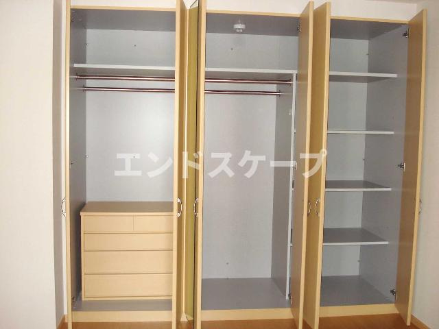 スプリーム　Ｍの収納|クローゼット
高崎、前橋のお部屋探しはエンドスケープまで！お客様の理想お聞かせ下さい♪