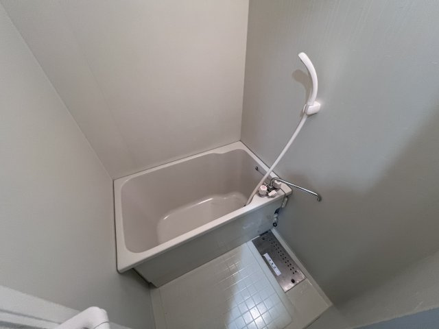 flat福井A棟の浴室