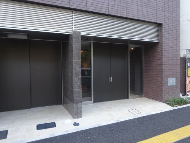 ルジェンテ文京東大前のエントランス