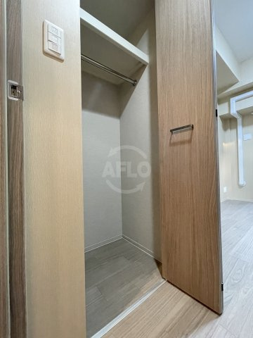 CITY LUX NAMBA SOUTHの収納|ラグゼナなんば南　クローゼット