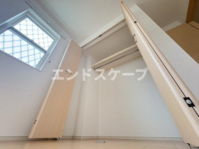 ローリエ伊勢崎亭Ⅱの収納|高崎、前橋のお部屋探しはエンドスケープまで！お客様の理想お聞かせ下さい♪