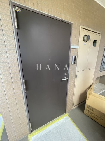 ドゥーエ妙典の玄関