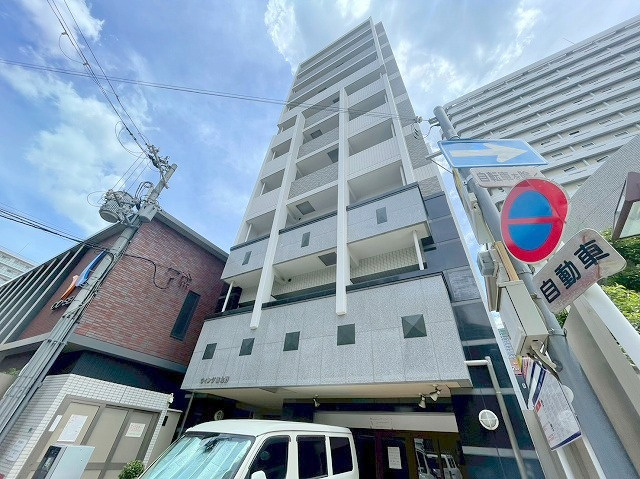 ウィング新北野の外観