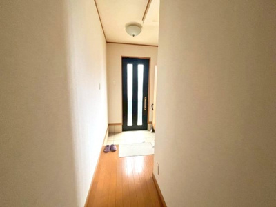 【玄関】 | 南足柄市中沼　家庭菜園可能　3DK