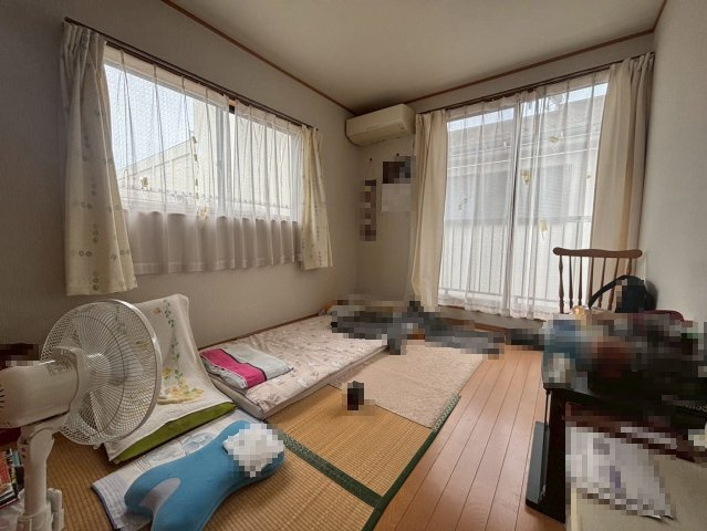 【居間・リビング】 | 南足柄市中沼　家庭菜園可能　3DK