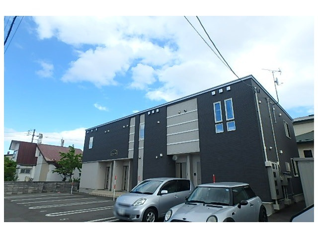 苫小牧市木場町２丁目のアパート