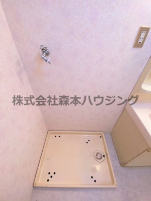 【設備】 | 　ヴィルヌーブエスト | 室内洗濯機置き場です