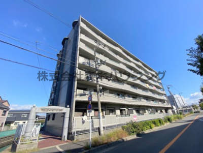【外観】 | 　ヴィルヌーブエスト | 外観は落ち着いています
