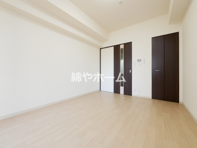 グランシス難波西の洋室|ゆったりした洋室です