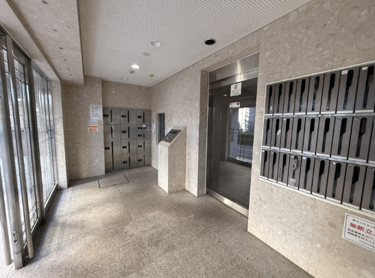 板橋区南町の賃貸マンションのロビー