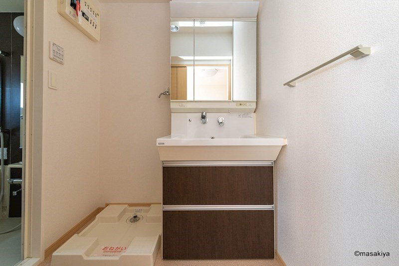 グラミスみわの洗面所|洗面・脱衣　シャンプードレッサー付き。