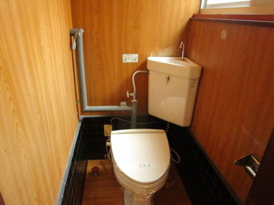 【トイレ】 | 本町通二丁目貸家 | トイレです