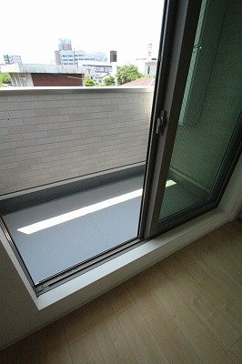 Ｕ’メゾンⅠのバルコニー|開放的で明るい空間を演出してくれるバルコニーです