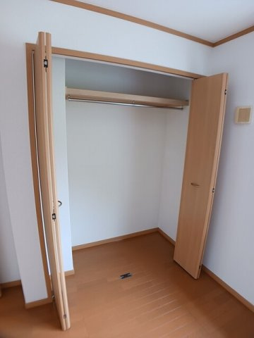 グラン・エスペールＡ棟の収納
