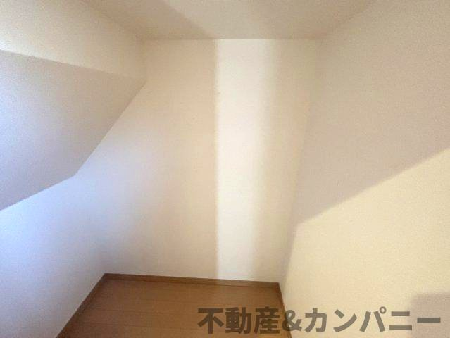 北斎院町の中古のおうち　松山市北斎院町中古戸建の収納|大きなスペースがあり、収納には困りません
