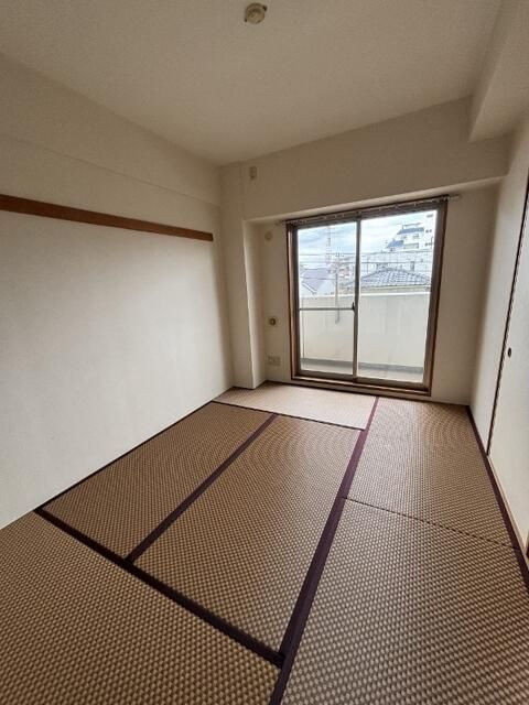 【寝室】
