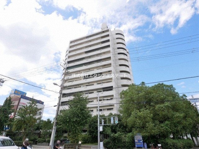 フェルザ住之江公園の外観