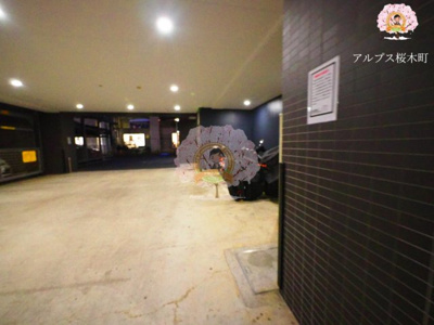 【駐車場】 | ラグジュアリーアパートメント横浜黄金町