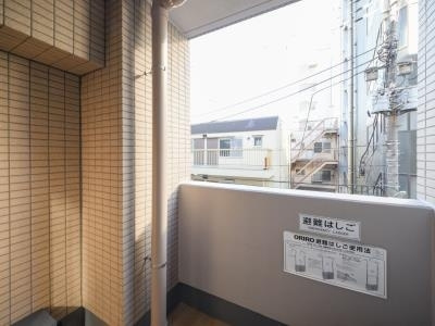 【バルコニー】 | スペーシア三軒茶屋弐番館