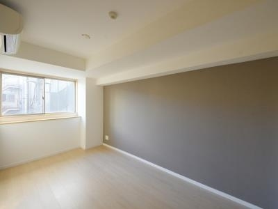 【居間・リビング】 | スペーシア三軒茶屋弐番館