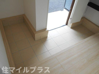 【玄関】 | 矢吹町小松新築一戸建て2棟 | シンプルで使いやすい玄関です