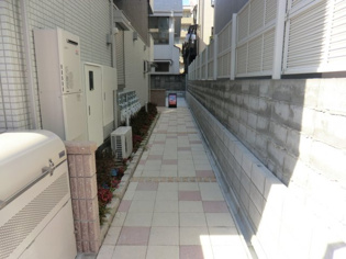 カーサ武庫之荘のエントランス